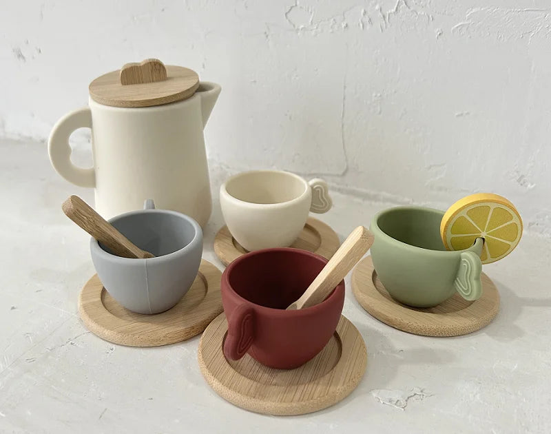 LittlePour - Montessori Wooden & Silicone Tea Set