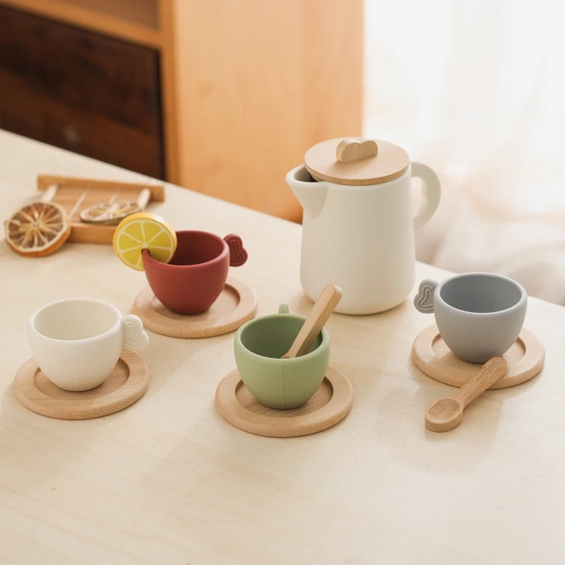 LittlePour - Montessori Wooden & Silicone Tea Set